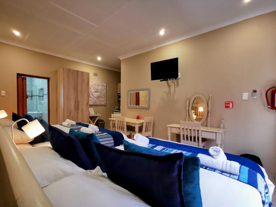 9 Bedroom Property for Sale in Park West Free State